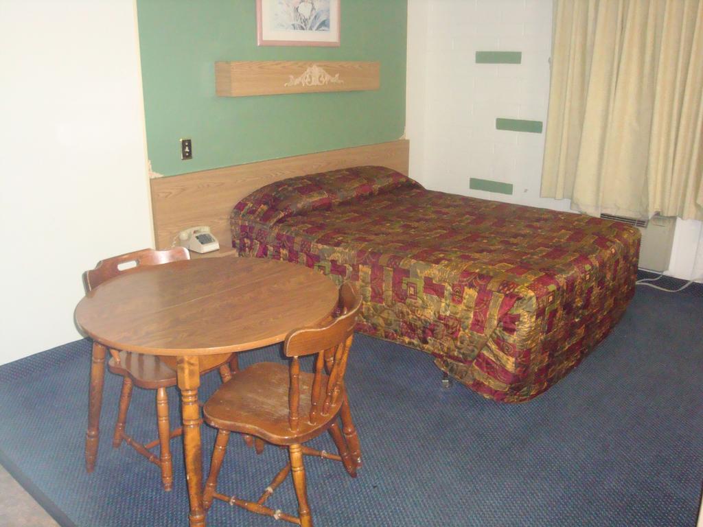 לייק הבאסו סיטי Travelers Inn Lake Havasu חדר תמונה