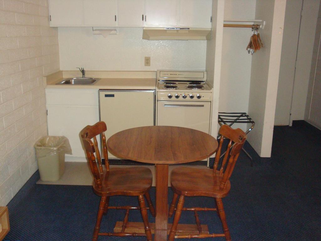 לייק הבאסו סיטי Travelers Inn Lake Havasu חדר תמונה