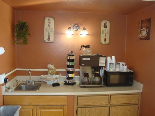 לייק הבאסו סיטי Travelers Inn Lake Havasu מראה חיצוני תמונה