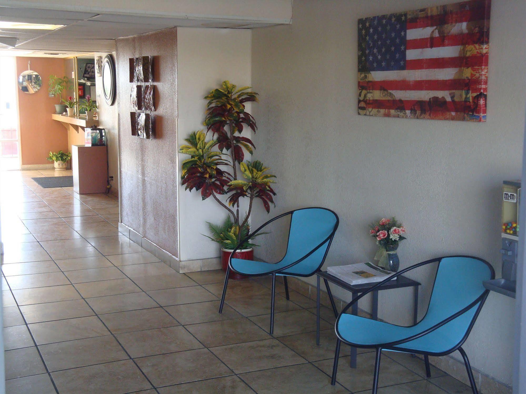 לייק הבאסו סיטי Travelers Inn Lake Havasu מראה חיצוני תמונה